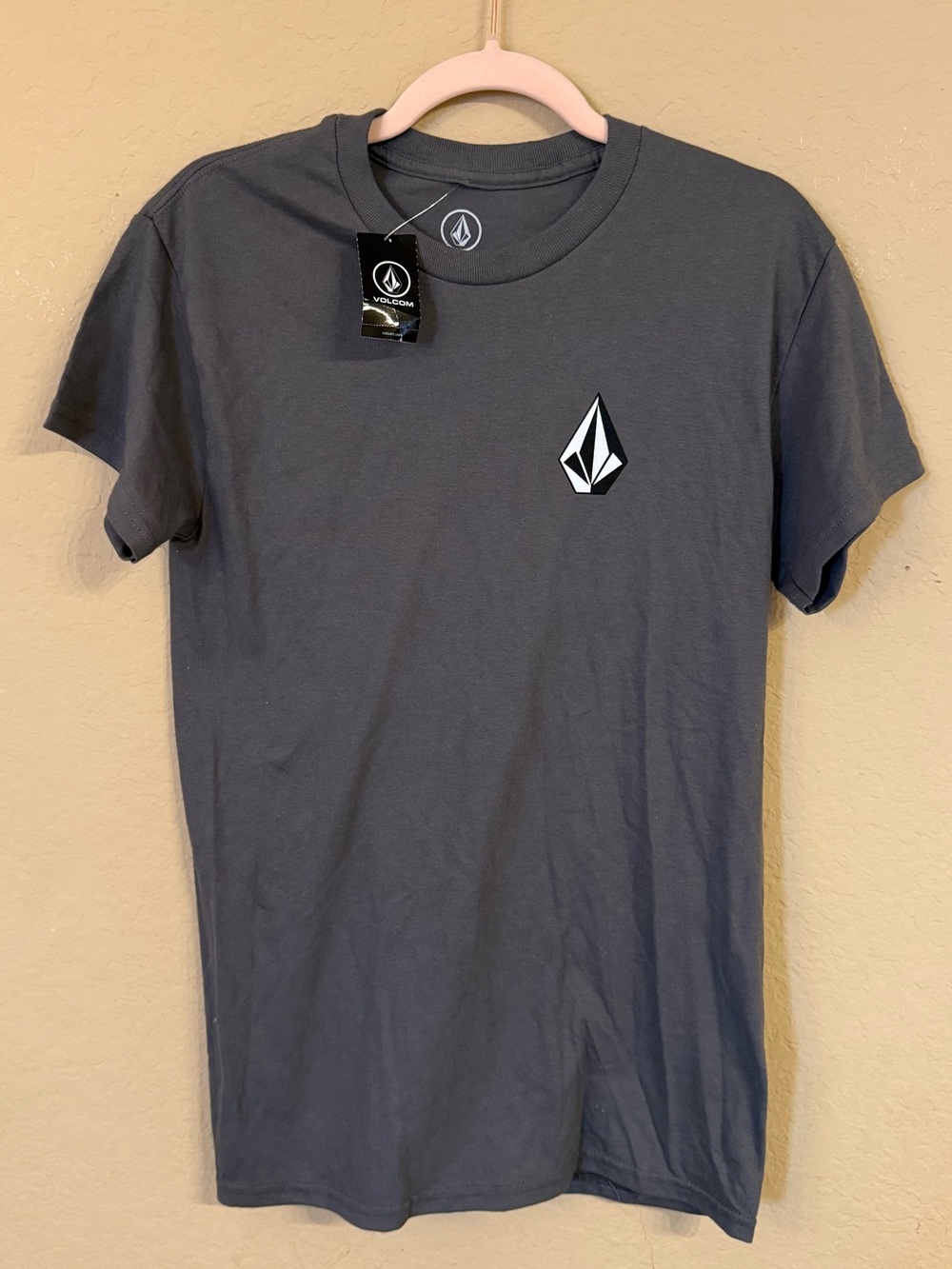 Volcom Men's Short Sleeve Graphic Tee NWT Size S